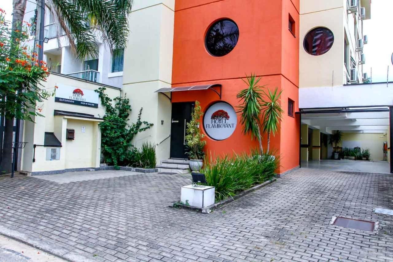 Hotel Flamboyant Таубате Экстерьер фото