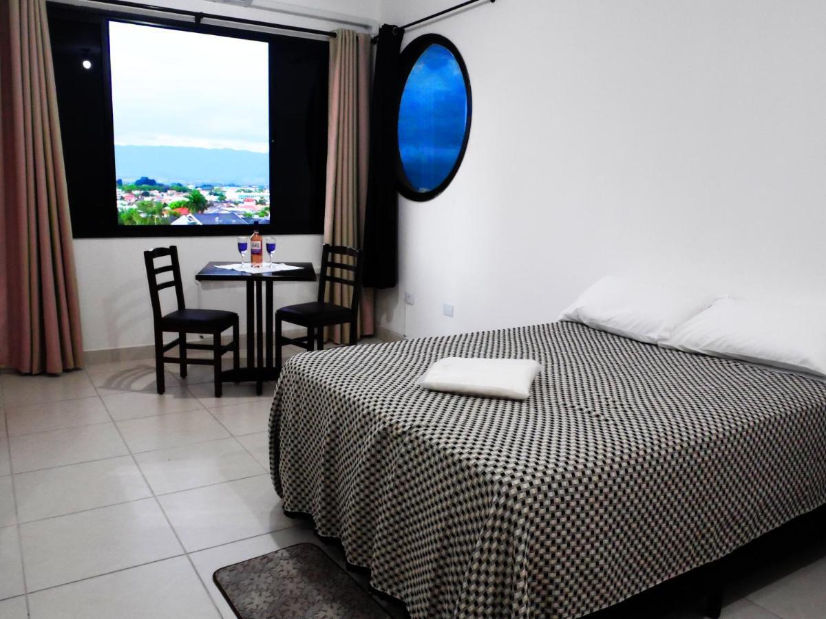 Hotel Flamboyant Таубате Экстерьер фото